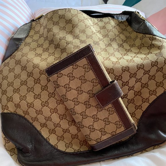 LET'S GO LADIES!!!!!  GUCCI the whole set PURSE, WALLET AND SHOES (size8) - Picture 9 of 14